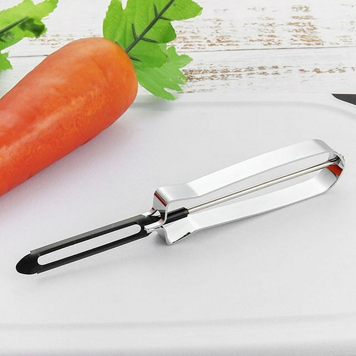 Stainless Steel Swivel Peeler for Vegetables and Fruit, with Blemish Remover for Left or Right Hand - Image 4